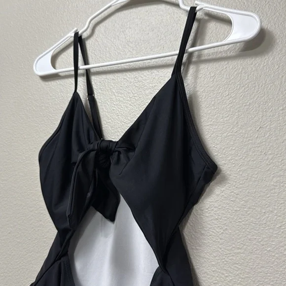 Amazon Cutout Tie Front One Piece Swimsuit - Picture 4 of 11